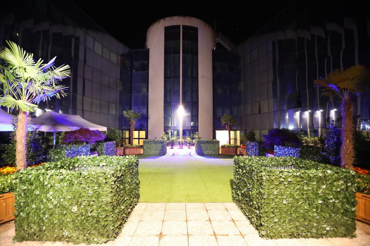 Hotel Nuvola Прато Экстерьер фото